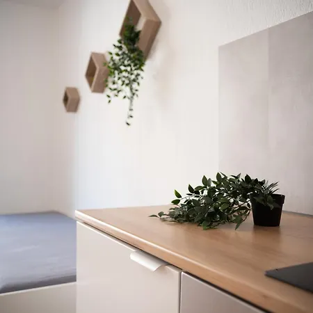 Equipe Avec Parking A 5min A Pied De La Gare St Charles Apartment
