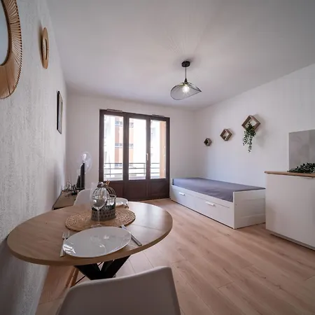 Apartment Equipe Avec Parking A 5min A Pied De La Gare St Charles *