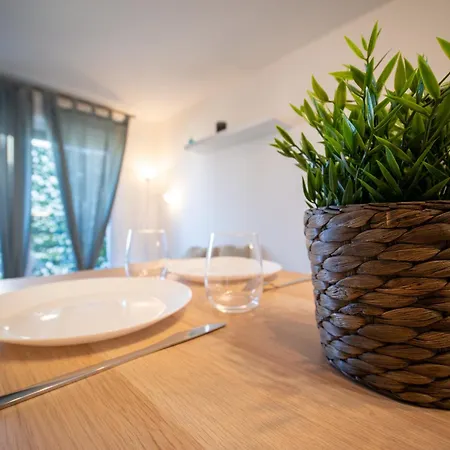 Apartment Equipe Avec Parking A 6min A Pied De La Gare St Charles