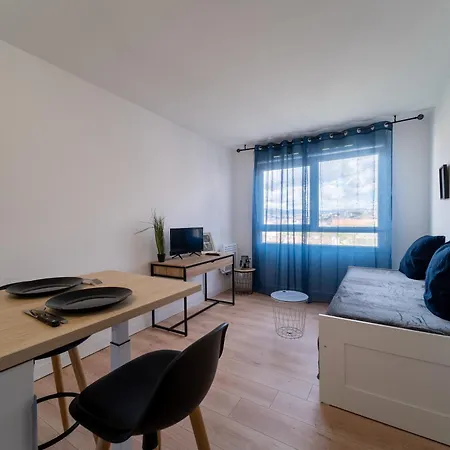 Equipe Avec Parking A 6min A Pied De La Gare St Charles *
