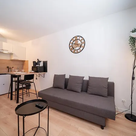 Equipe Avec Parking A 6min A Pied De La Gare St Charles Apartment Marseille