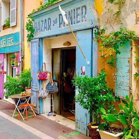 Neuf, Plein Centre Historique *