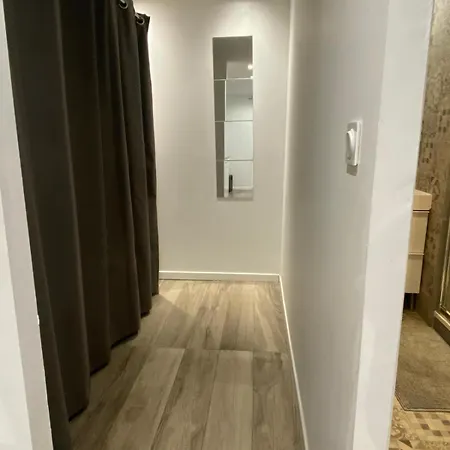 Apartment T2 En Plein Coeur Du Centre Coup De Coeur Garanti Marseille