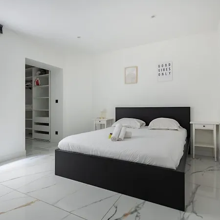 Bel St Fe, Moderne Et Pour 2 Personnes Daire
