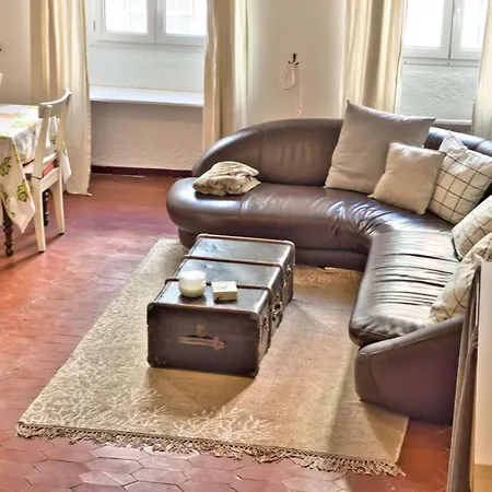 Vieux-port : Cozy, Calme Et Pratique
