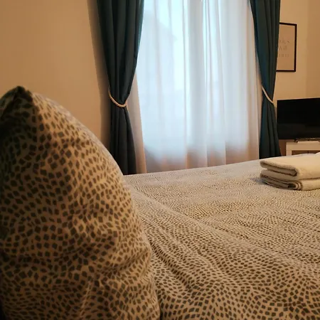 Quarto em Acomodações Particulares Proche Saint Charles Et Port Avec Netflix *