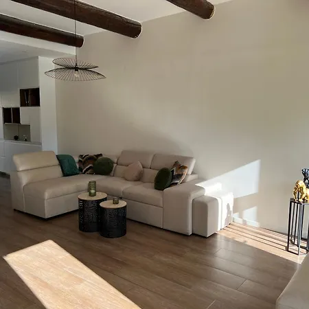 Queen Avec Jardin, Piscine Et Chauffe Interieur - 15 Couchages Villa