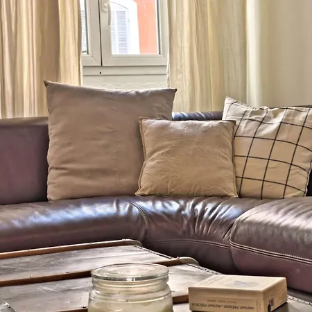 Vieux-port : Cozy, Calme Et Pratique Apartment