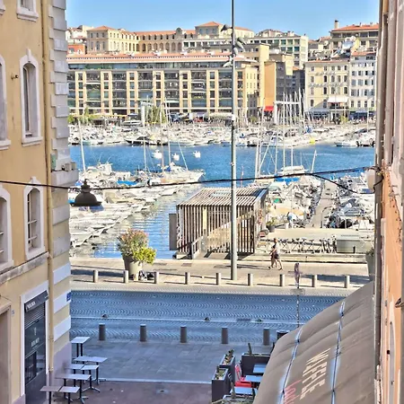Vieux-port : Cozy, Calme Et Pratique Apartment Marseille