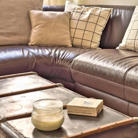 Apartment Vieux-port : Cozy, Calme Et Pratique