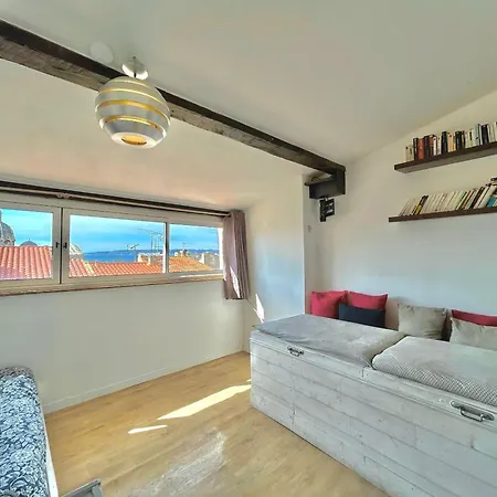 公寓 Le Panier - Joli Duplex Centre Historique Avec Grande Terrasse Et Balneo Proche Vieux Port *