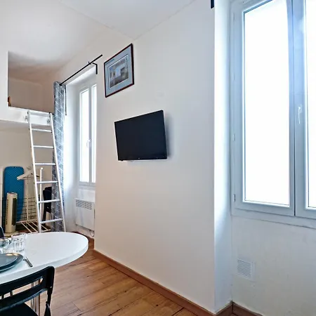 Le Petit Longchamp Appartement *