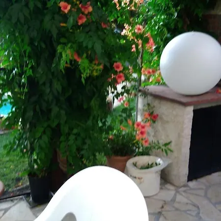 Villa 140 M2 Piscine Jardin 5 Personnes Et Un Bebe