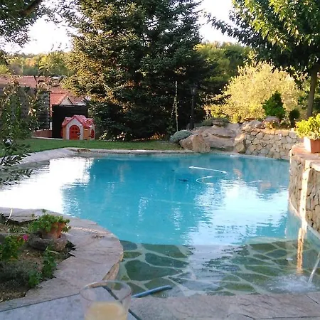 Villa 140 M2 Piscine Jardin 5 Personnes Et Un Bebe