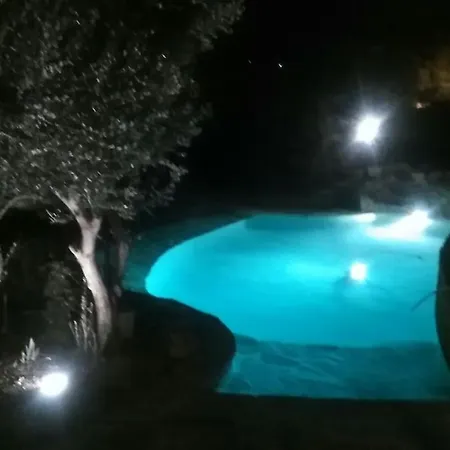Villa 140 M2 Piscine Jardin 5 Personnes Et Un Bebe *