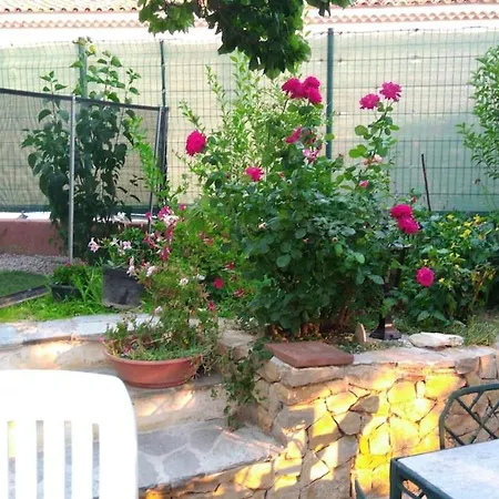 Villa 140 M2 Piscine Jardin 5 Personnes Et Un Bebe