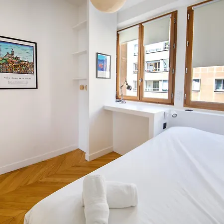 Superbe Appartement, Vue Notre Dame De La Garde, Vieux Port Marseilles