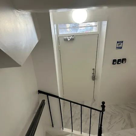 Apartament T3, Wi-fi ,climatise 2eme Etage Et Dernier Etage *
