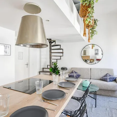 Chez Nais - 1 Ch Avec Clim - St Charles Apartment