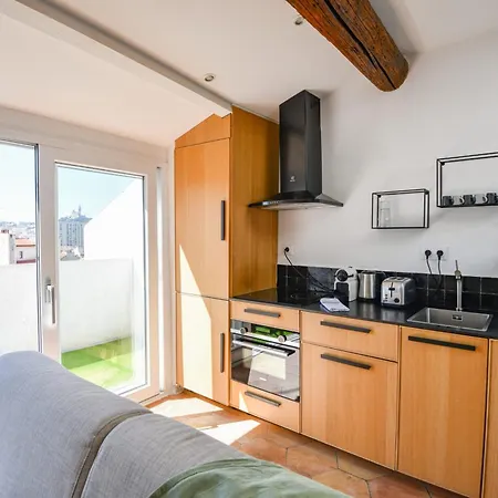 Chez Marcel - 2 Ch Avec Clim - St Charles Appartement *