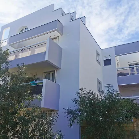 Avec Jardin A 500m Des Plages Prado Borely Appartement *