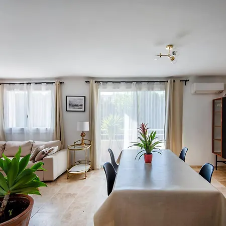 Beautiful Of 65 M2 In The 8th Appartement *