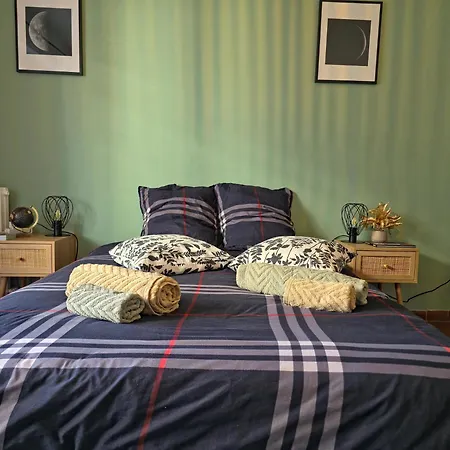 Le Letizia-wifi-netflix-balcon-friche Belle De Mai Urban Nestconciergerie Marseille