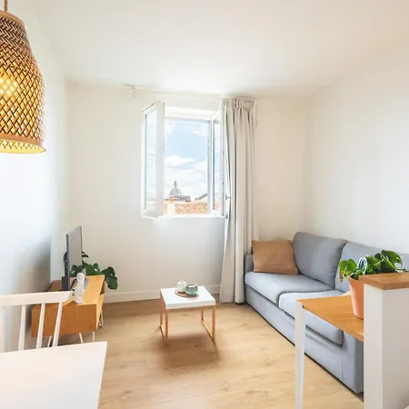 The Babel Community - Republique - Joliette Lejlighedshotel 4*
