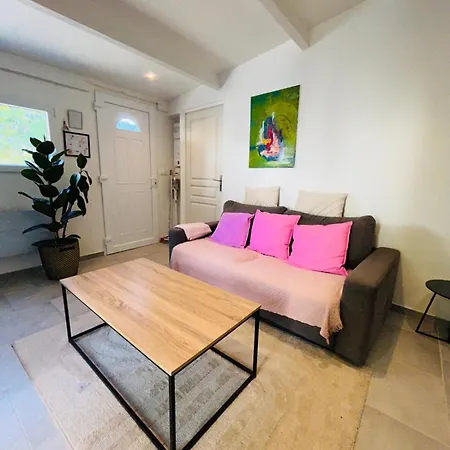 Apartment Maison 10 Cosy T2 Avec Jardin Jacuzzi *