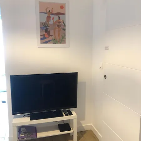 Escapade Marseillaise Proche De La Plein Sud Avec Jardin Prive - Clim & Wifi Gratuit 马赛