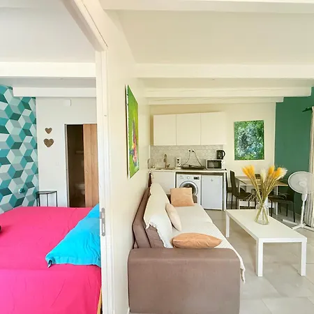 Apartment Maison 10 Cosy T2 Avec Jardin Jacuzzi Marseille