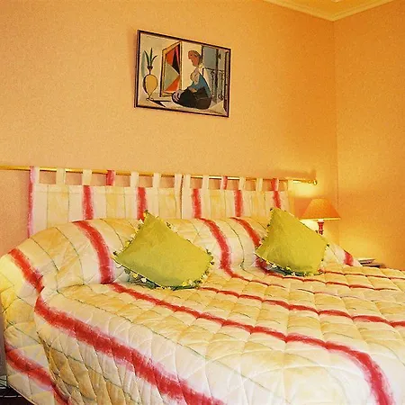 Hotel Saint Ferreol 3*