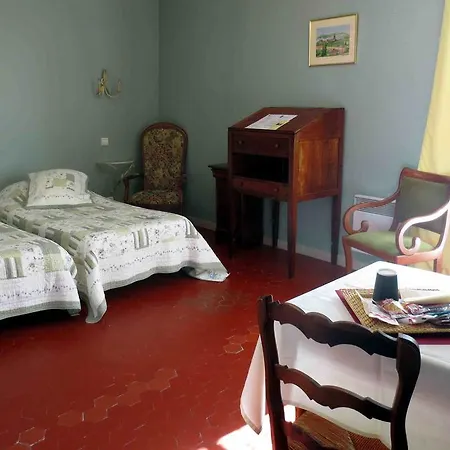 Hotel L'oustau 3*