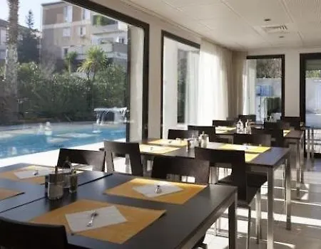Comfort Prado 3*