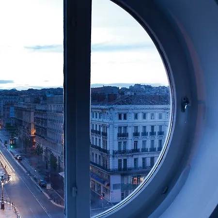 Escale Oceania Vieux Port 3* مارسيليا