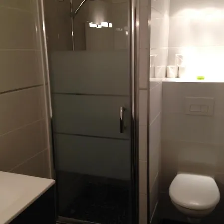 Hotel L'eau Des Collines 2*