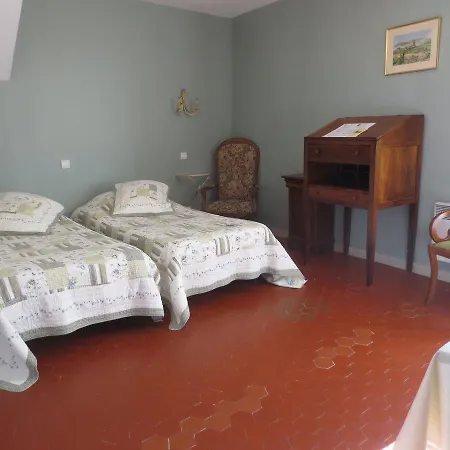 Hotel L'oustau 3*