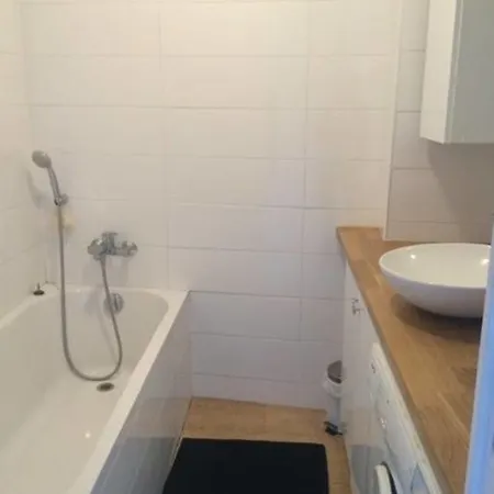 Apartamento Beau T3 - Climatise - Grande Terrasse -