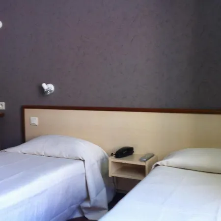 Du Sud Vieux Port Hotel 2*