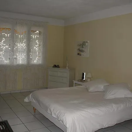 D'hote Mt Et Jm Gleizes فندق مبيت وإفطار 2*