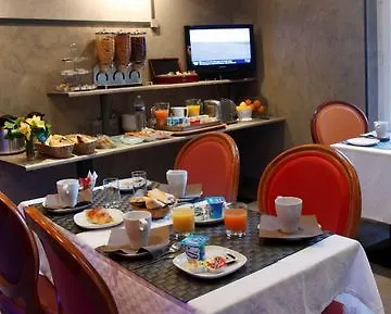 Adonis Vieux Port – Du Palais 3* Marselha