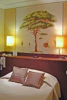 Hotel Saint Ferreol Marseilles