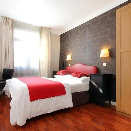 Lutetia 2* Marseilles
