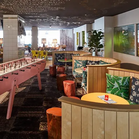 Hotel Mama Shelter