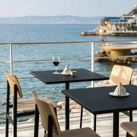 Hotell Les Bords De Marseille