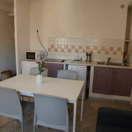 Decoh Prefecture Apartment