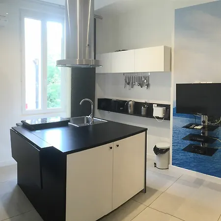 Appart. Design V.p - Anvers Daire *
