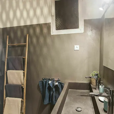 Apartment Place Au Manege