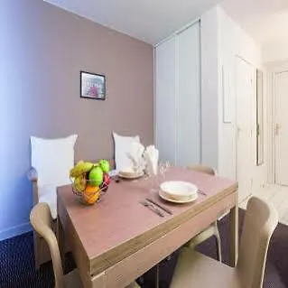 Appart hôtel Appart'city Euromed