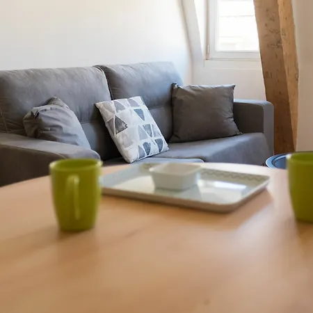 Sylvabelle - T2 Cosy - Prefecture - Immeuble Haussmanien Apartment *